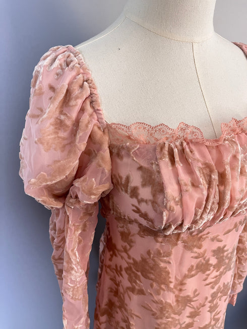 Blush Pink Regency Era Dress with Puff Sleeves and Floral Embroidery - Blush Pink Regency Era Dress Plus Size